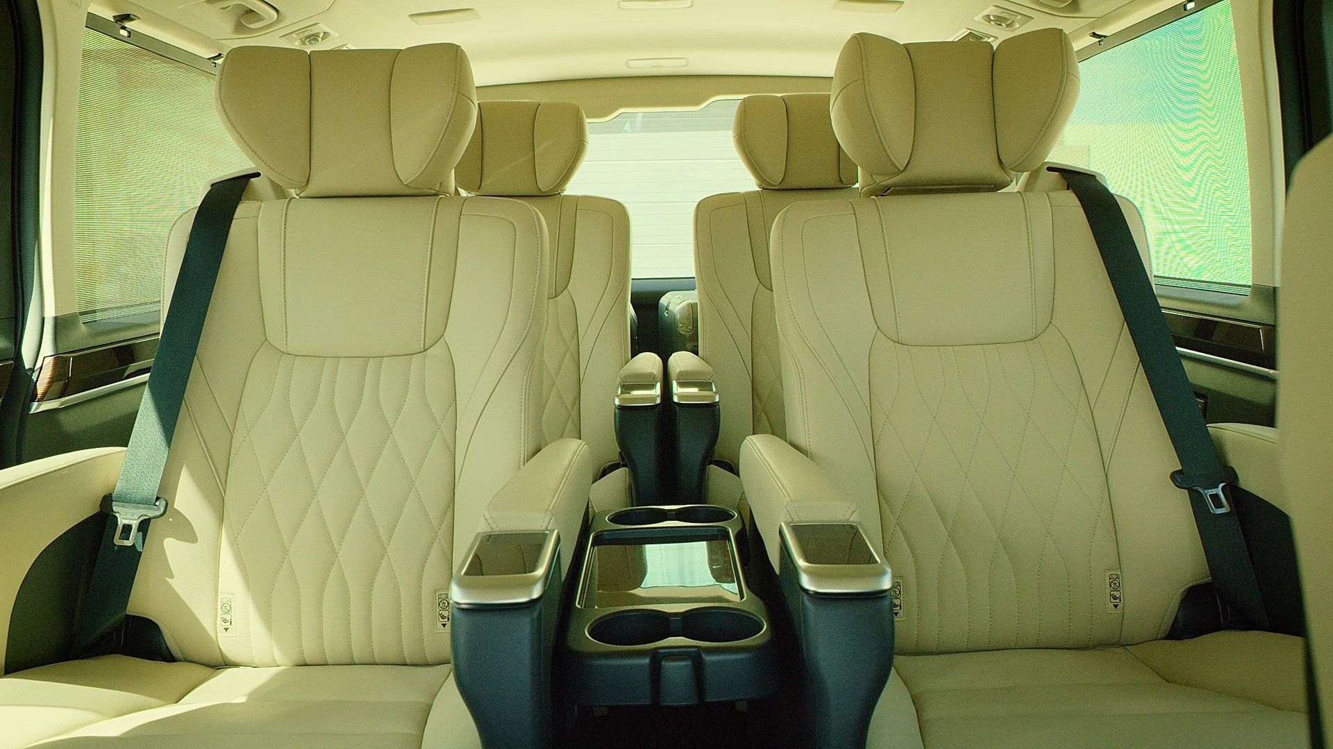 4 Ottoman - Business class seat
