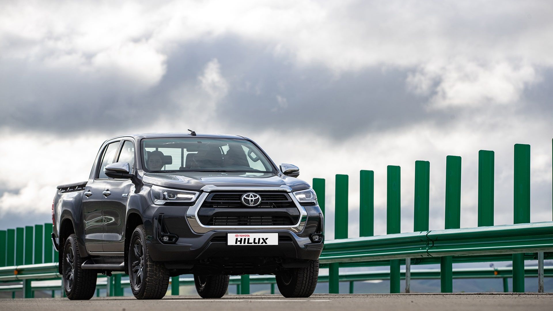 Toyota Hilux 01