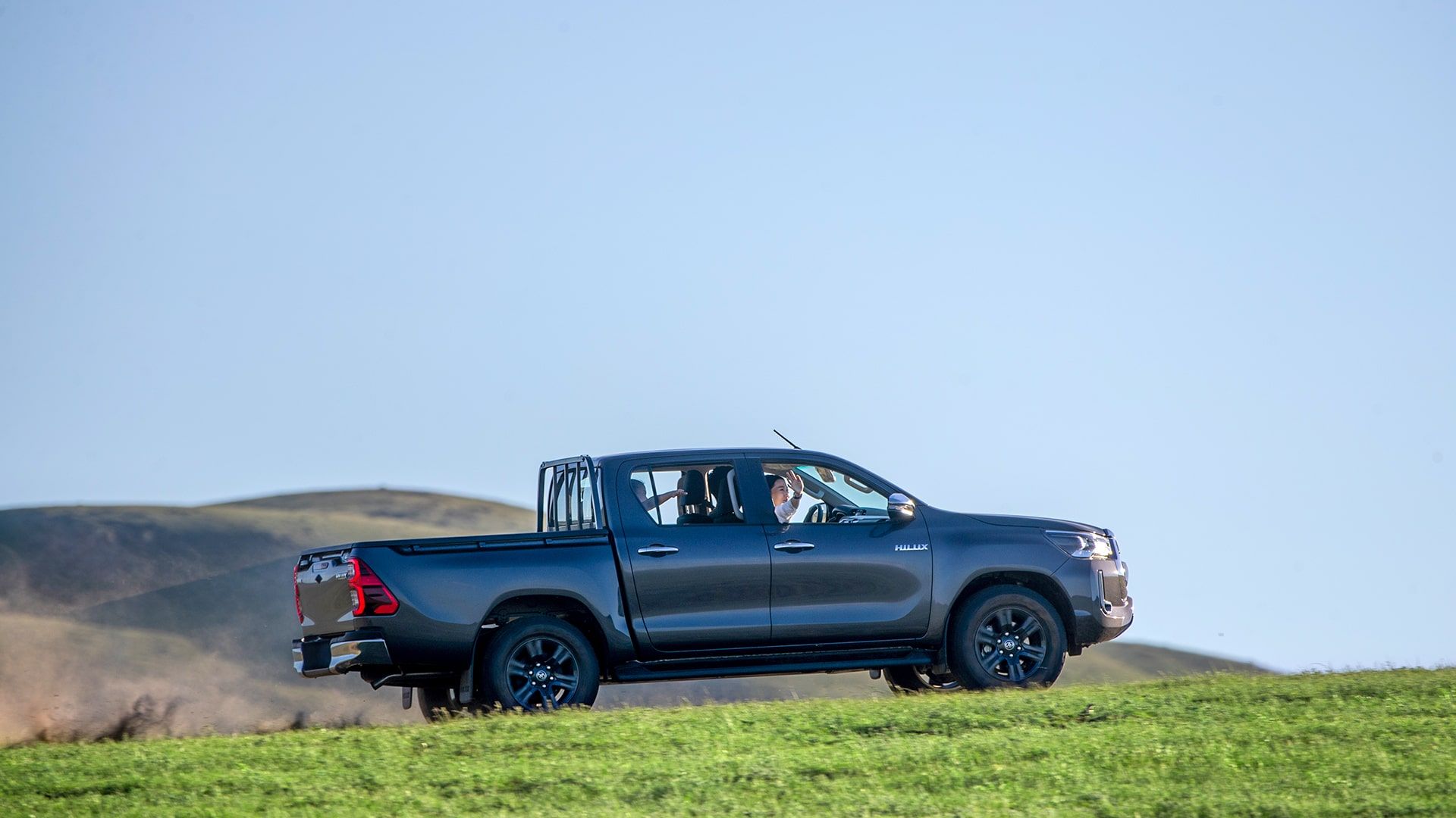 Toyota Hilux 02