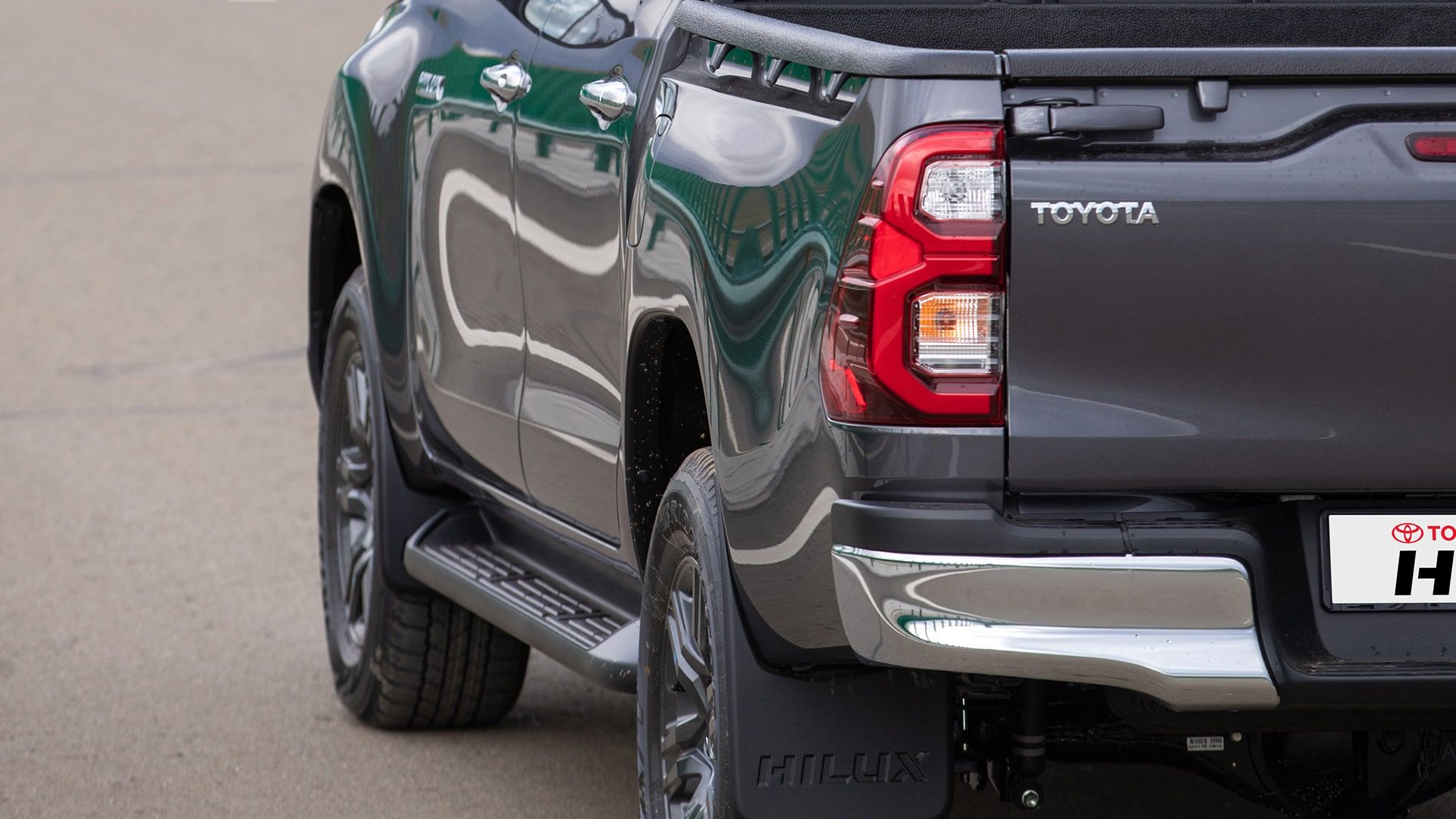 Toyota Hilux 06