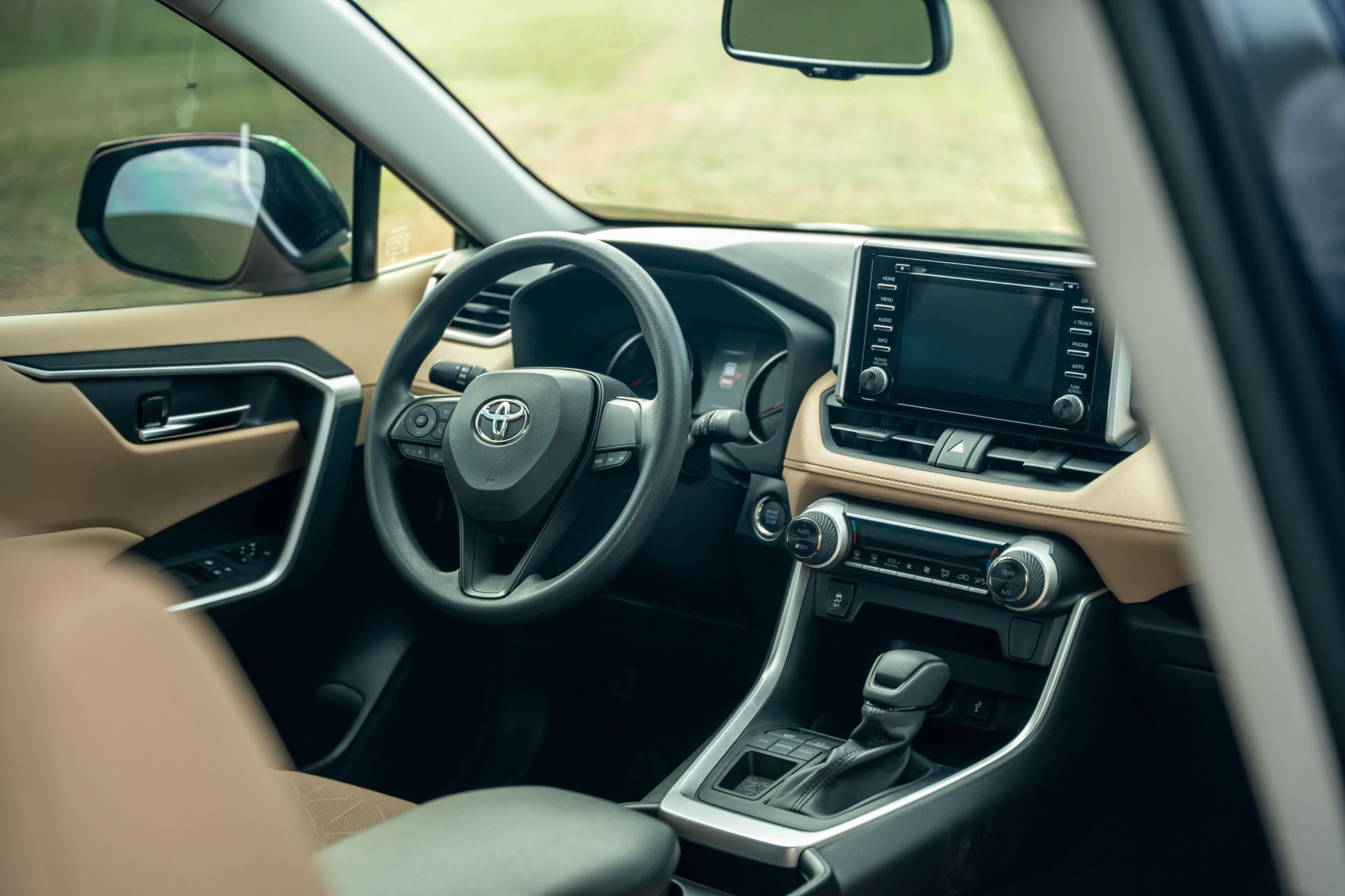 2WD Instrument Panel